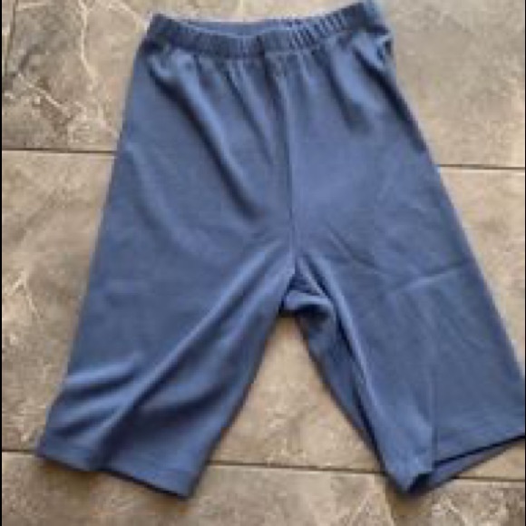 NWT🆕WOMANCE BIKER SHORT - Picture 2 of 3